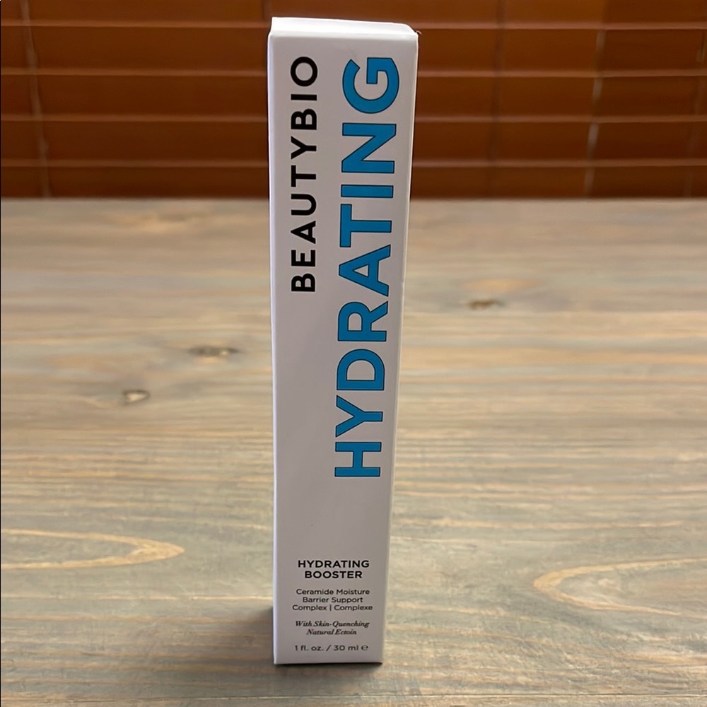 BeautyBio Hydrating Booster Moisturizer - White and Blue